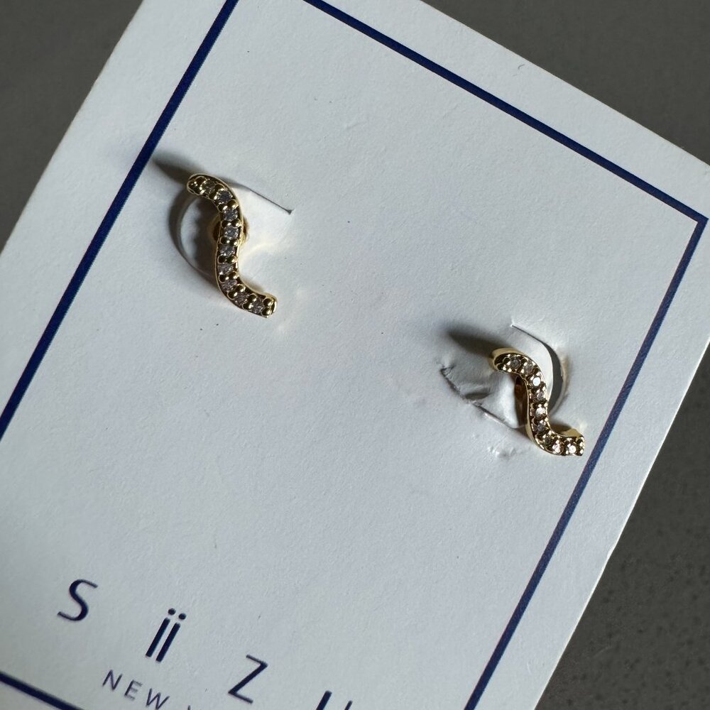 SIIZU Gold S Stud Earrings
